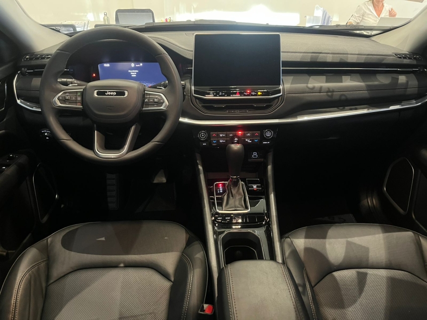 jeep compass 1.3 t270 turbo flex limited at6 4p automatico 2023 jeep compass 1.3 t270 turbo flex limited at6 4p automatico 2023