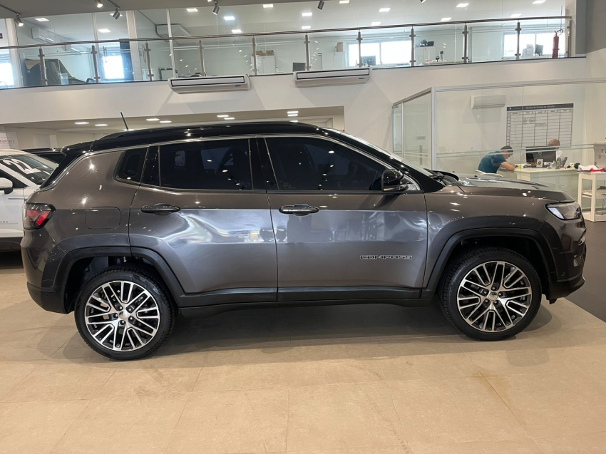 jeep compass 1.3 t270 turbo flex limited at6 4p automatico 2023 jeep compass 1.3 t270 turbo flex limited at6 4p automatico 2023