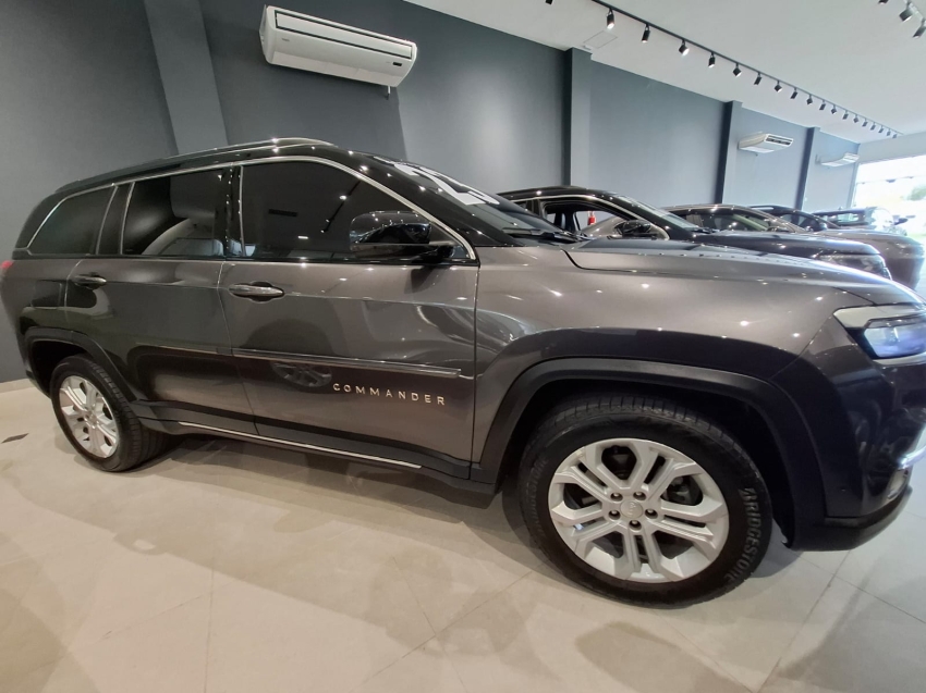 jeep commander 1.3 t270 turbo flex longitude at6 4p automatico 20231