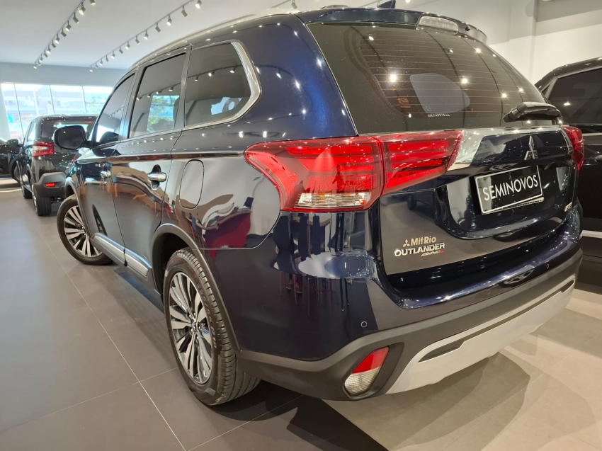 mitsubishi outlander 3.0 mivec v6 gasolina hpe-s awd automatico 4p 20194