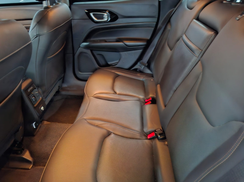 jeep compass 1.3 t270 turbo flex limited at6 4p automatico 202210