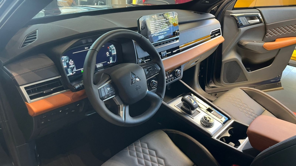 mitsubishi outlander 2.4 phev signature s-awc dht hibrido 4p automatico 20264