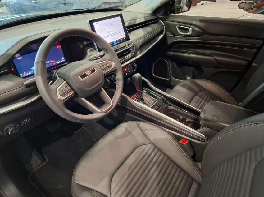 jeep commander 1.3 t270 turbo flex longitude at6 4p automatico 20256