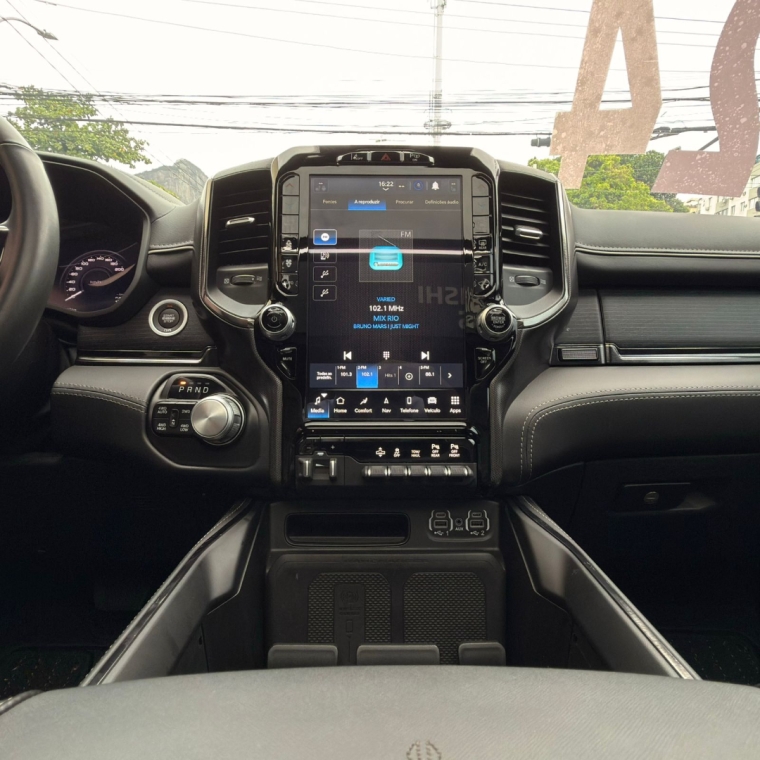 ram 1500 5.7 v8 gasolina limited night edition cd 4x4 automatico 4p 202421