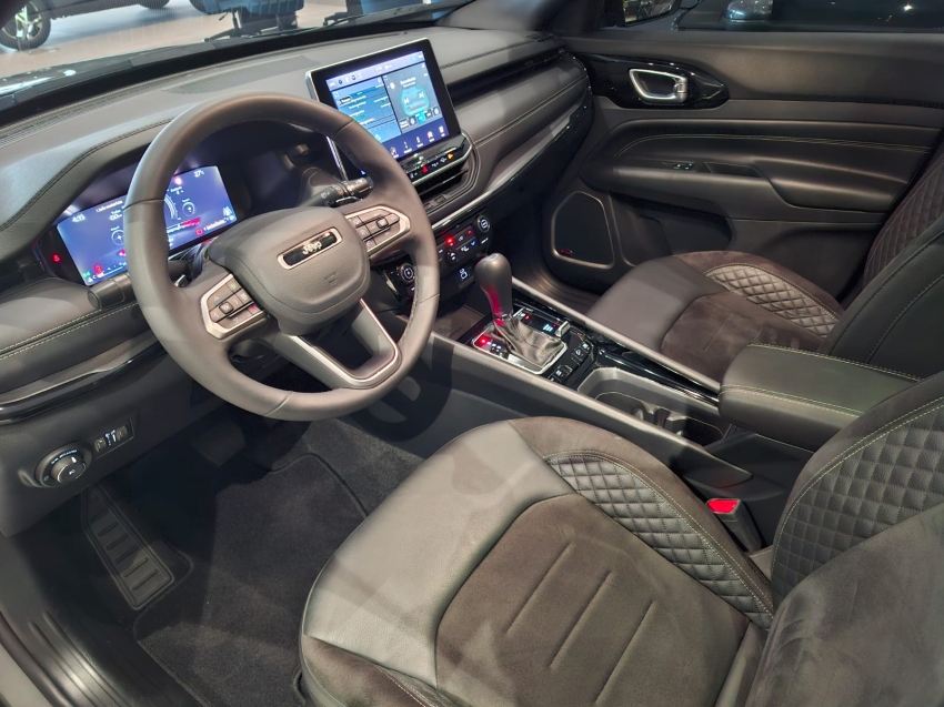 jeep compass 2.0 hurricane 4 turbo gasolina blackhawk at9 4p automatico 20258