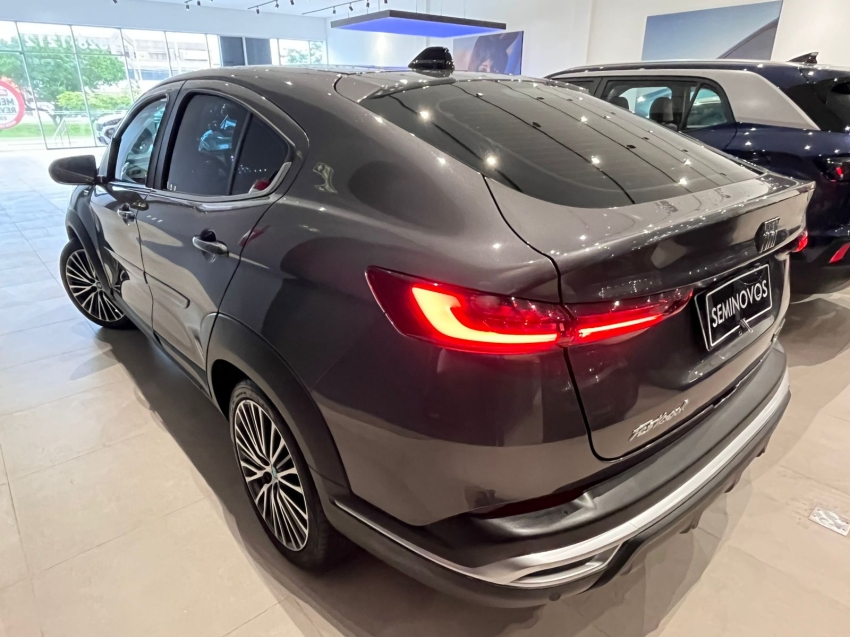 fiat fastback 1.3 turbo 270 flex limited edition at6 4p automatico 20253