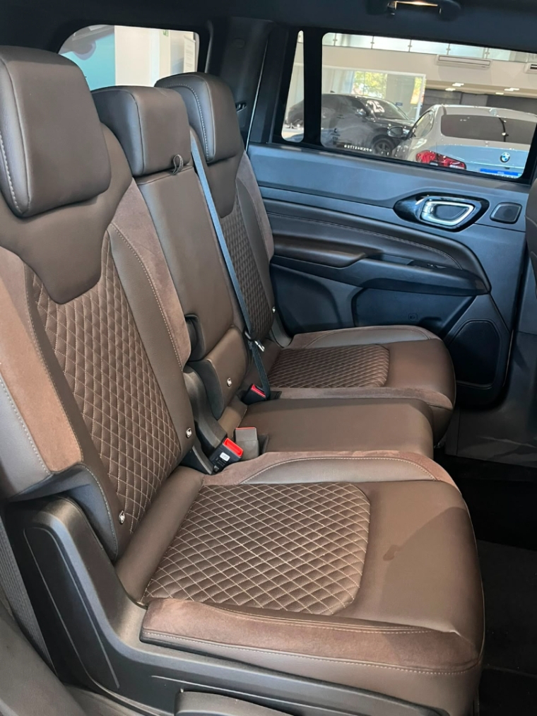 jeep commander 2.0 td380 turbo diesel overland at9 4p automatico 20239