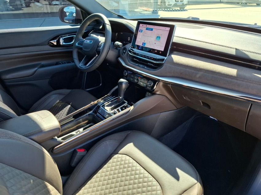 jeep commander 2.0 td380 turbo diesel overland at9 4p automatico 20229