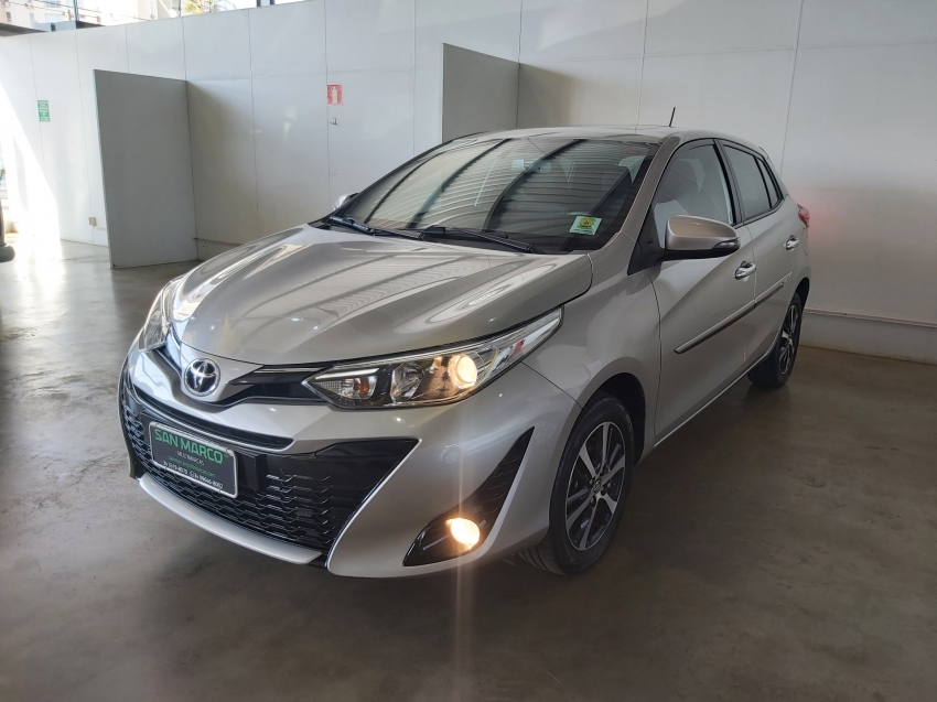 toyota yaris hb xls15 at 1.5 flex 5p automatico 2019 toyota yaris hb xls15 at 1.5 flex 5p automatico 2019