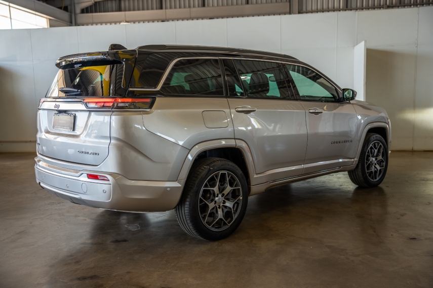 jeep commander overland 2.0 diesel 5p automatico 2022 jeep commander overland 2.0 diesel 5p automatico 2022