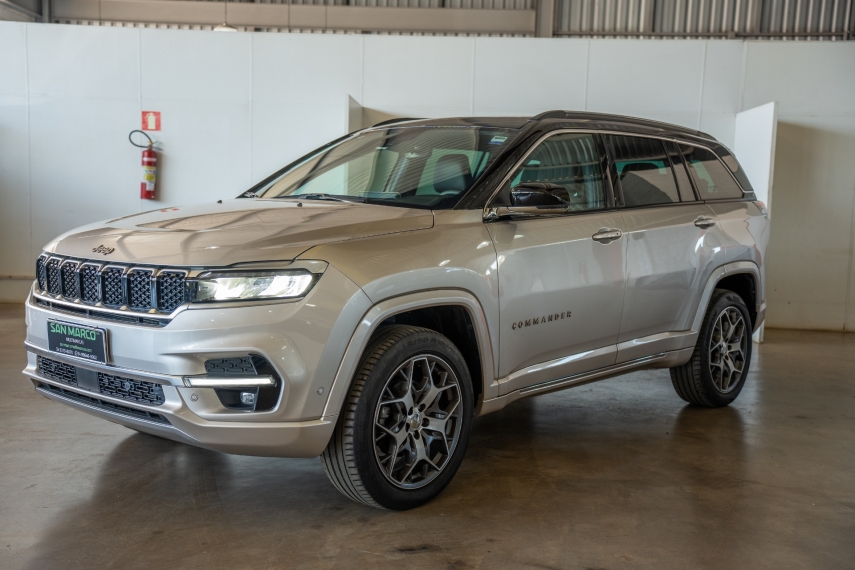 jeep commander overland 2.0 diesel 5p automatico 2022 jeep commander overland 2.0 diesel 5p automatico 2022