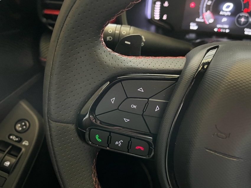 fiat fastback 1.3 turbo 270 flex abarth at6 2025