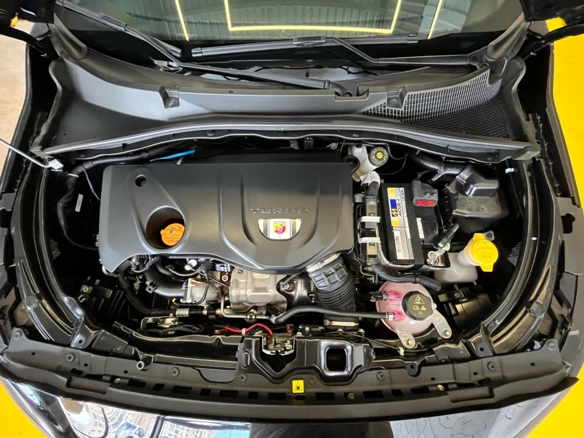 fiat fastback 1.3 turbo 270 flex abarth at6 2025