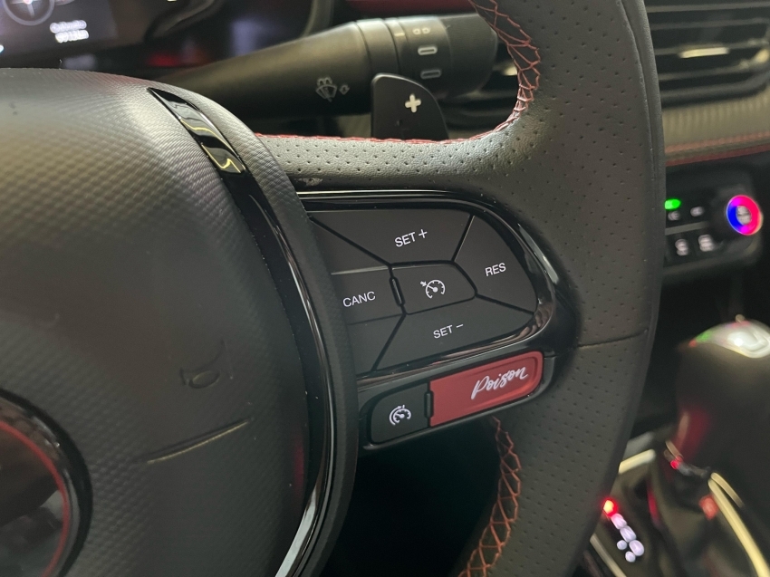 fiat fastback 1.3 turbo 270 flex abarth at6 2025