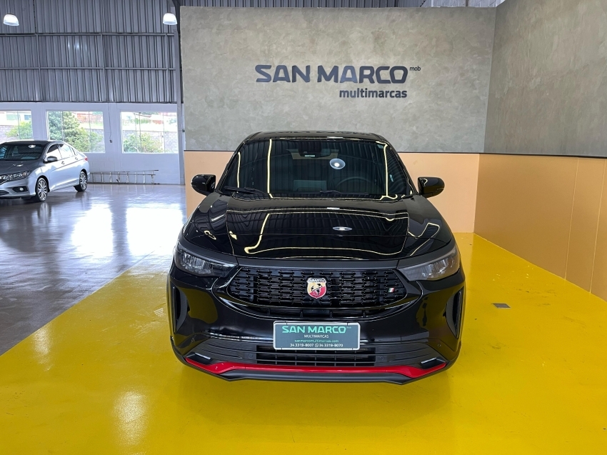 fiat fastback 1.3 turbo 270 flex abarth at6 2025