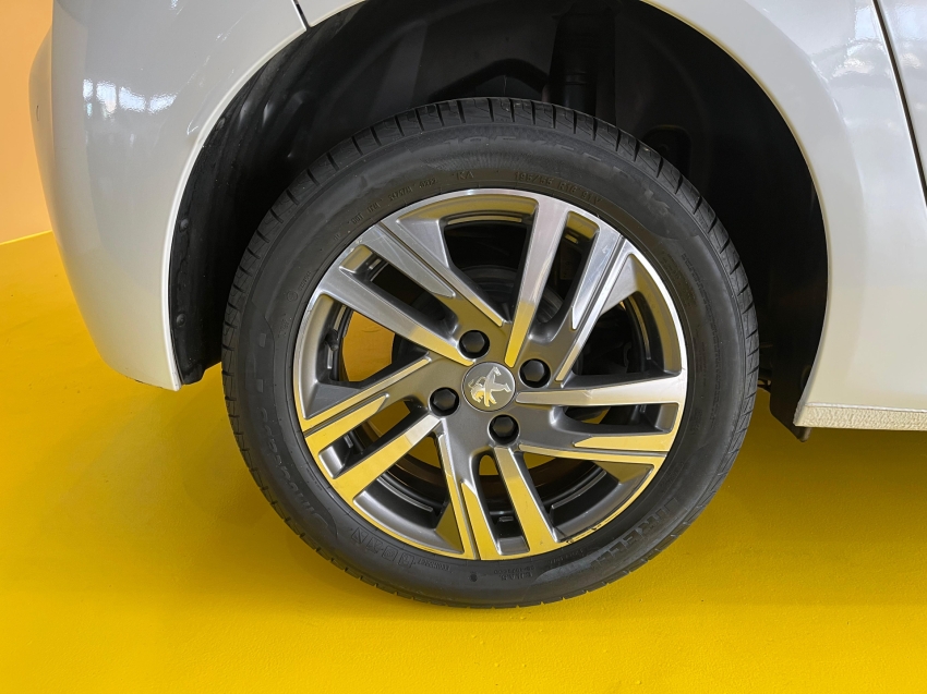 peugeot 208 1.6 16v flex allure at6 1.5 4p automatico 2022