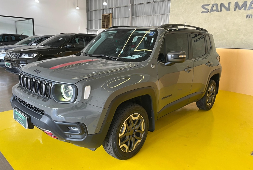 jeep renegade 1.3 t270 turbo flex trailhawk 4x4 at9 4p automatico 2023