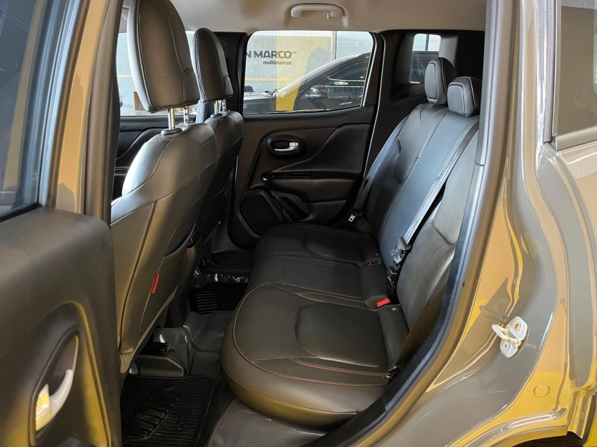 jeep renegade 1.3 t270 turbo flex trailhawk 4x4 at9 4p automatico 2023