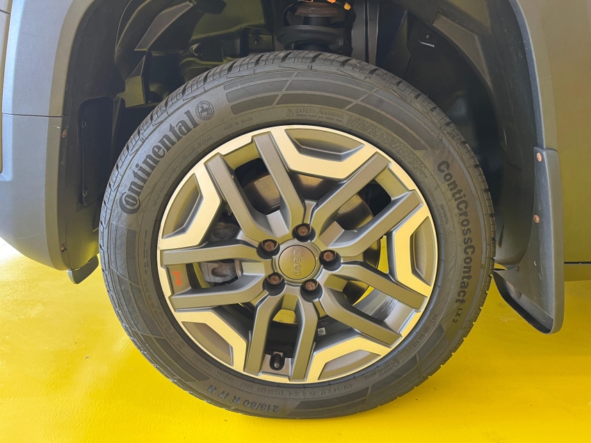 jeep renegade 1.3 t270 turbo flex trailhawk 4x4 at9 4p automatico 2023