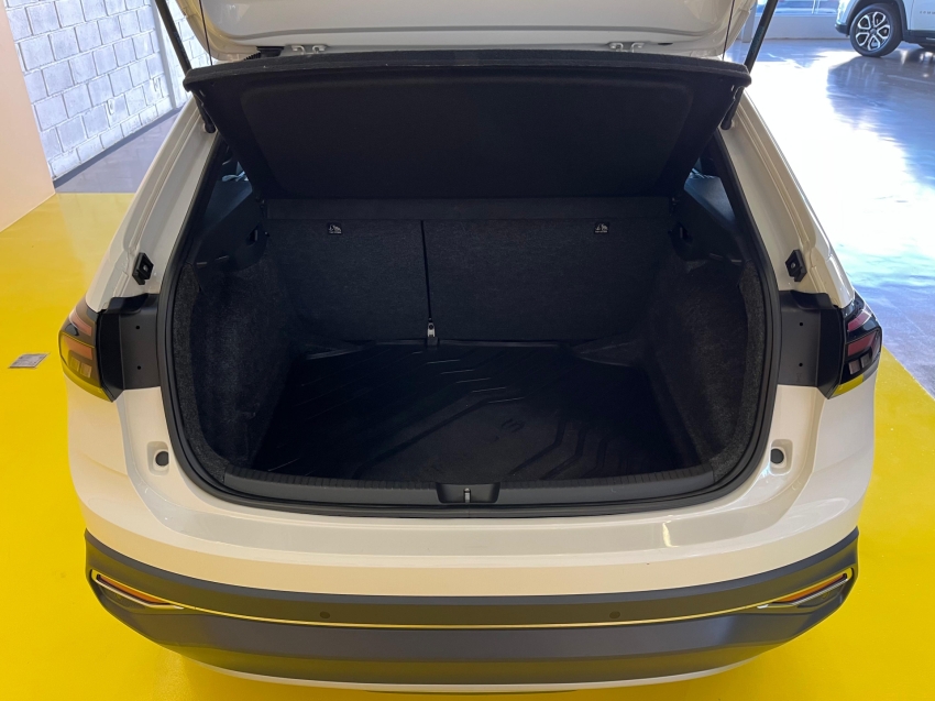 volkswagen nivus 1.0 200 tsi total flex highline automatico 9.9 4p 2023