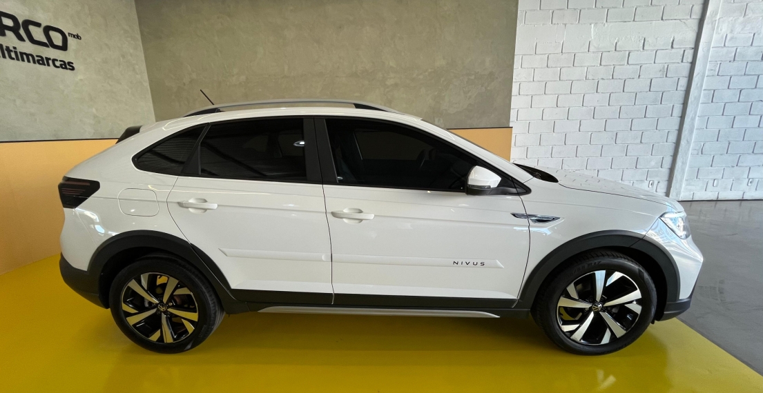 volkswagen nivus 1.0 200 tsi total flex highline automatico 9.9 4p 2023