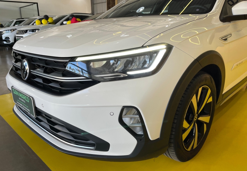 volkswagen nivus 1.0 200 tsi total flex highline automatico 9.9 4p 2023