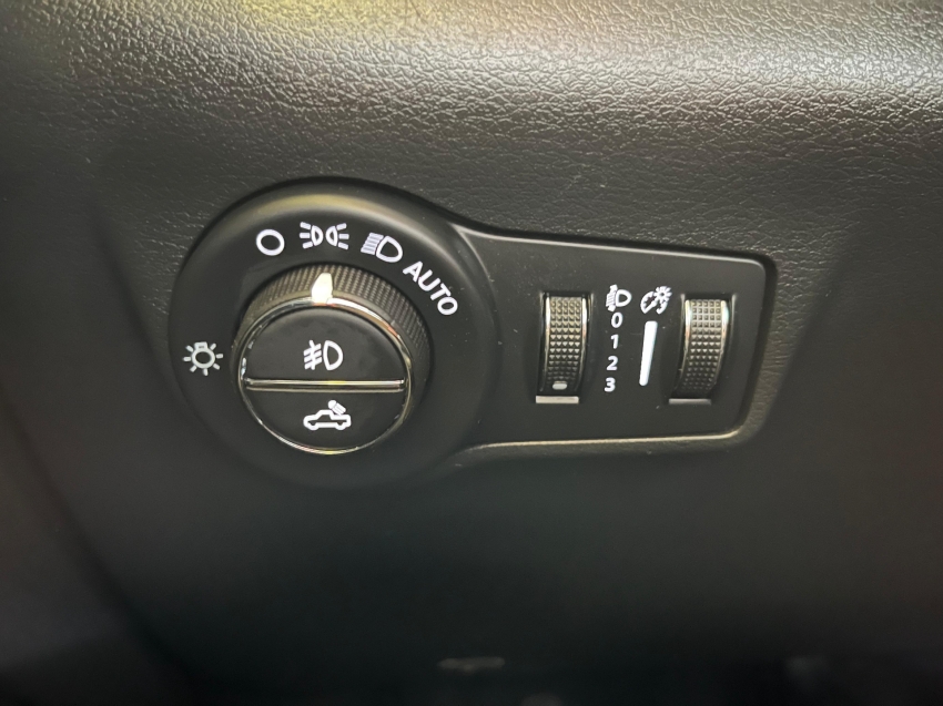 ram rampage 2.0 hurricane 4 turbo gasolina rebel 4x4 automatico 1.9 4p 2024