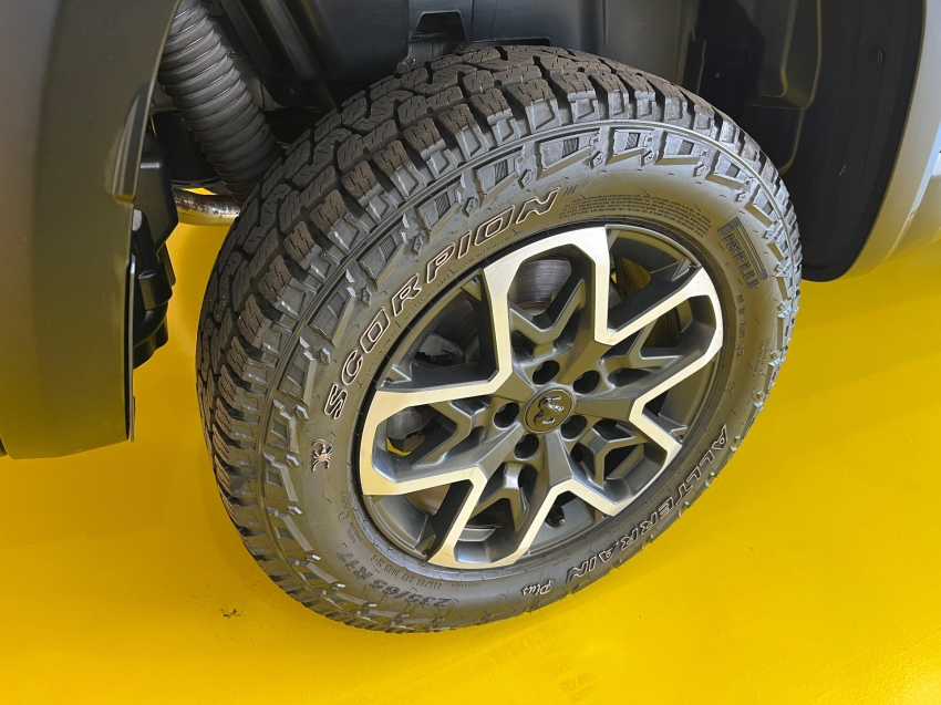 ram rampage 2.0 hurricane 4 turbo gasolina rebel 4x4 automatico 1.9 4p 2024