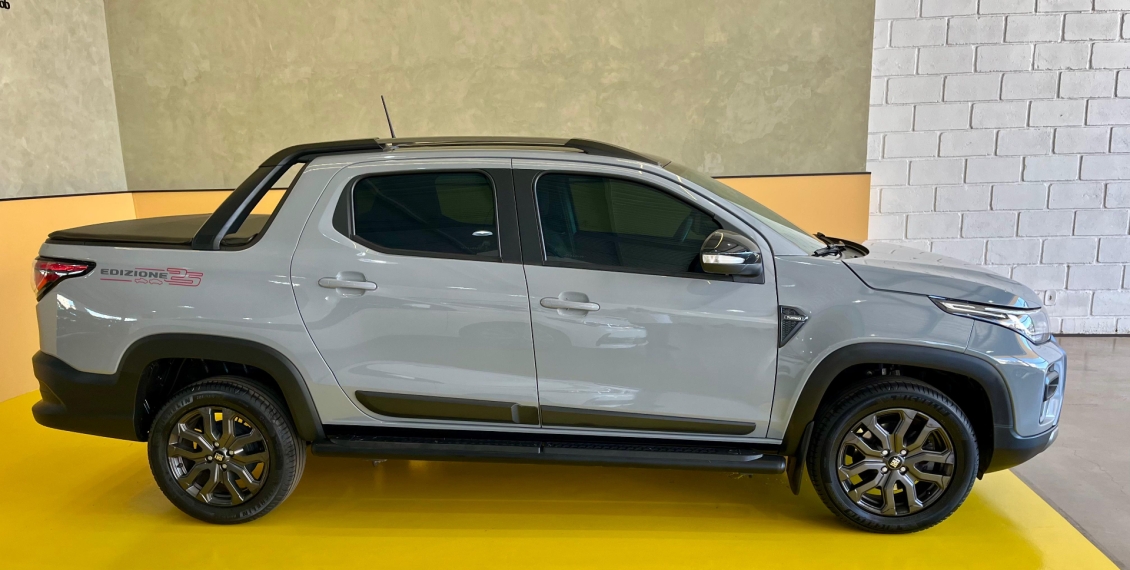 fiat strada 1.0 turbo 200 flex ultra cd cvt 9.9 4p automatico 2024