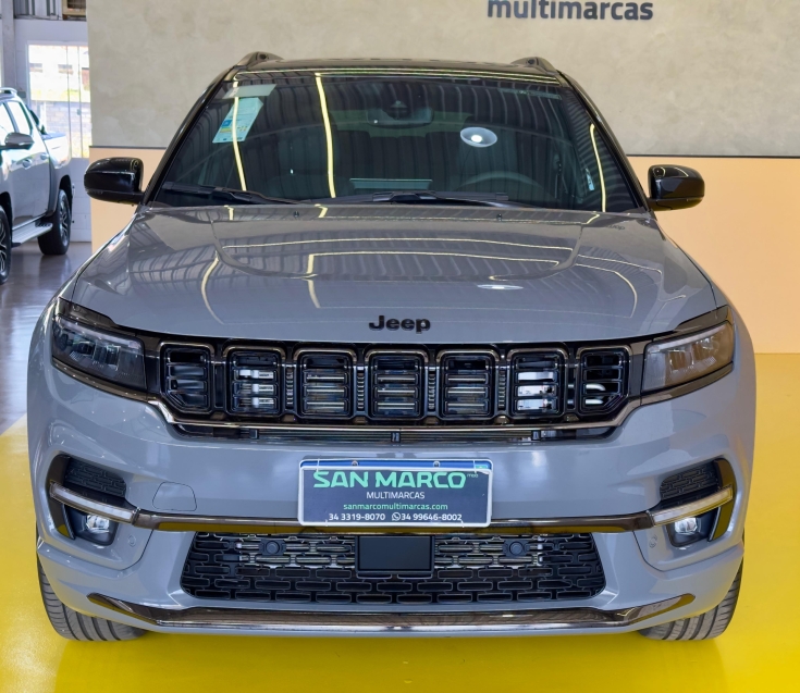 jeep commander 2.0 hurricane 4 turbo gasolina blackhawk at9 1.9 4p automatico 2025