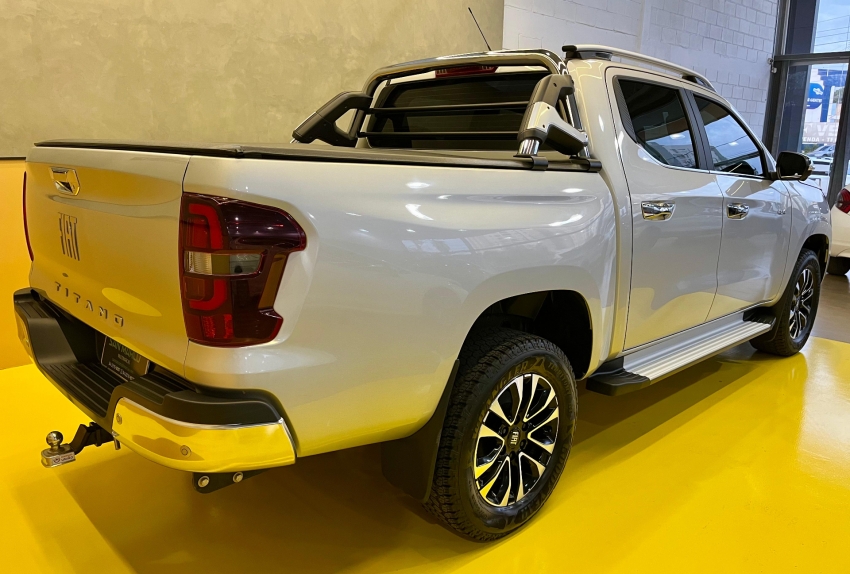 fiat titano 2.2 turbo diesel ranch 4x4 at6 1.8 4p automatico 2025