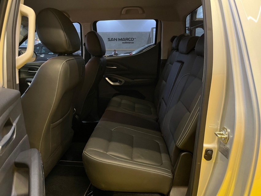 fiat titano 2.2 turbo diesel ranch 4x4 at6 1.8 4p automatico 2025