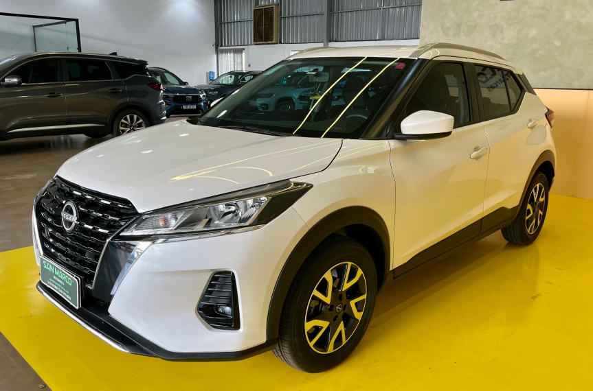 nissan kicks 1.6 16v flexstart sense xtronic 1.5 flex 4p automatico 2023