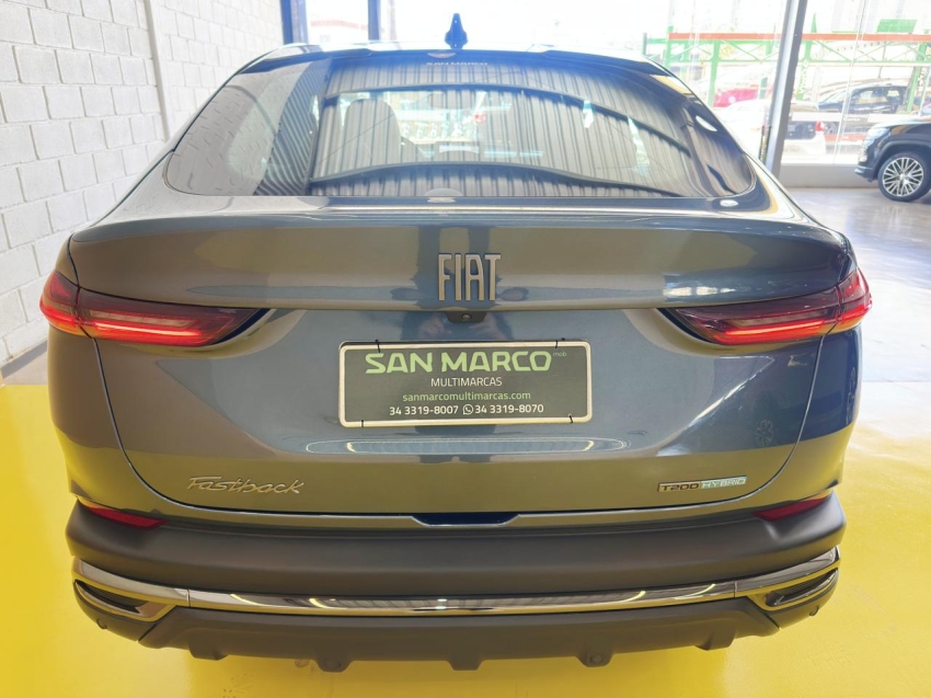 fiat fastback 1.0 turbo 200 hybrid impetus cvt 9.9 hibrido 4p automatico 2025