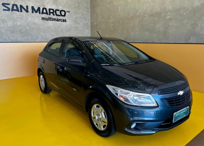 chevrolet onix 1.0 mpfi ls 8v flex 4p manual 9.9 2016
