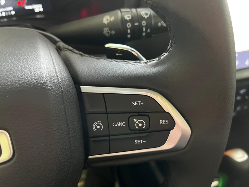 jeep renegade 1.3 t270 turbo flex sahara at6 4p automatico 202515