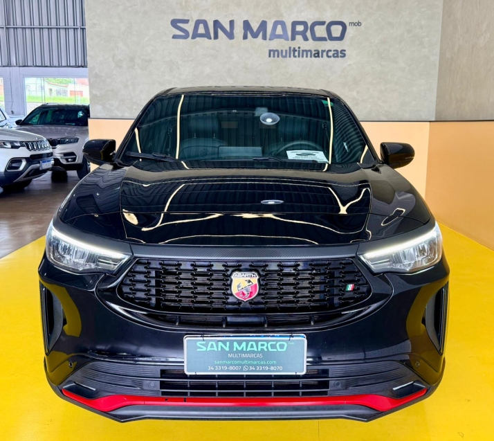 fiat fastback 1.3 turbo 270 flex abarth at6 4p automatico 20251