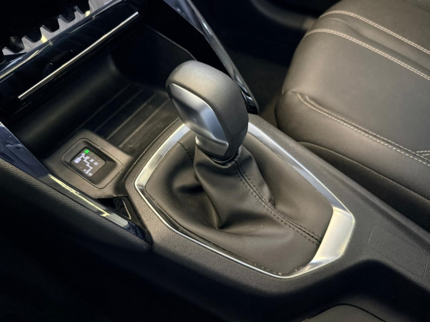 peugeot 208 1.6 16v flex griffe at6 4p automatico 202311