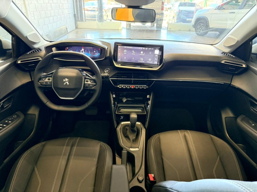 peugeot 208 1.6 16v flex griffe at6 4p automatico 202312