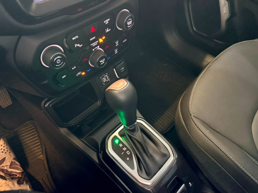 jeep renegade 1.3 t270 turbo flex longitude at6 4p automatico 202613