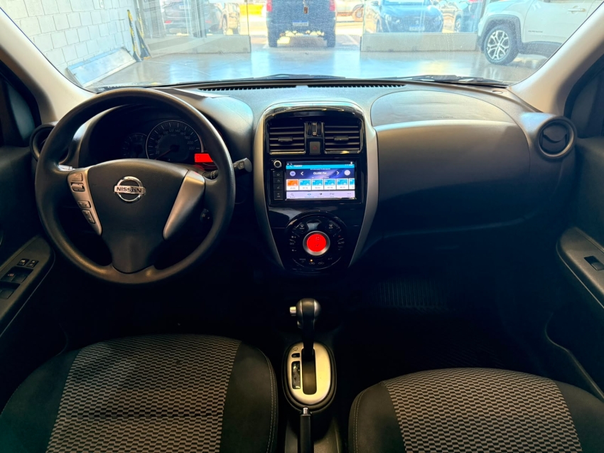 nissan march 1.6 sl 16v flexstart 4p xtronic flex automatico 20209