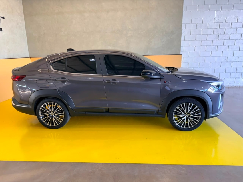 fiat fastback 1.3 turbo 270 flex limited edition at6 4p automatico 20243