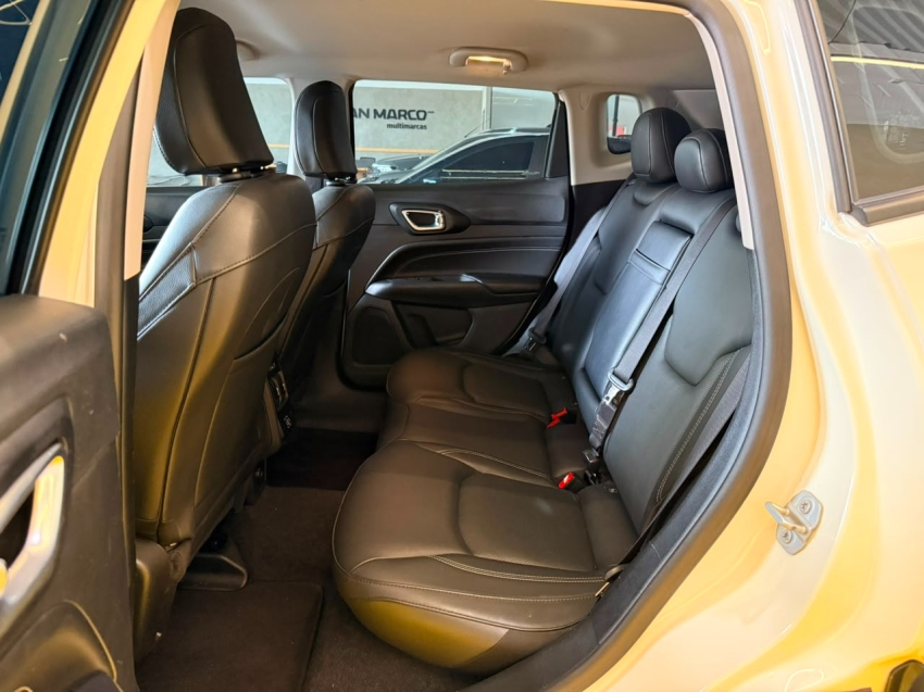 jeep compass 1.3 t270 turbo flex longitude at6 4p automatico 202316
