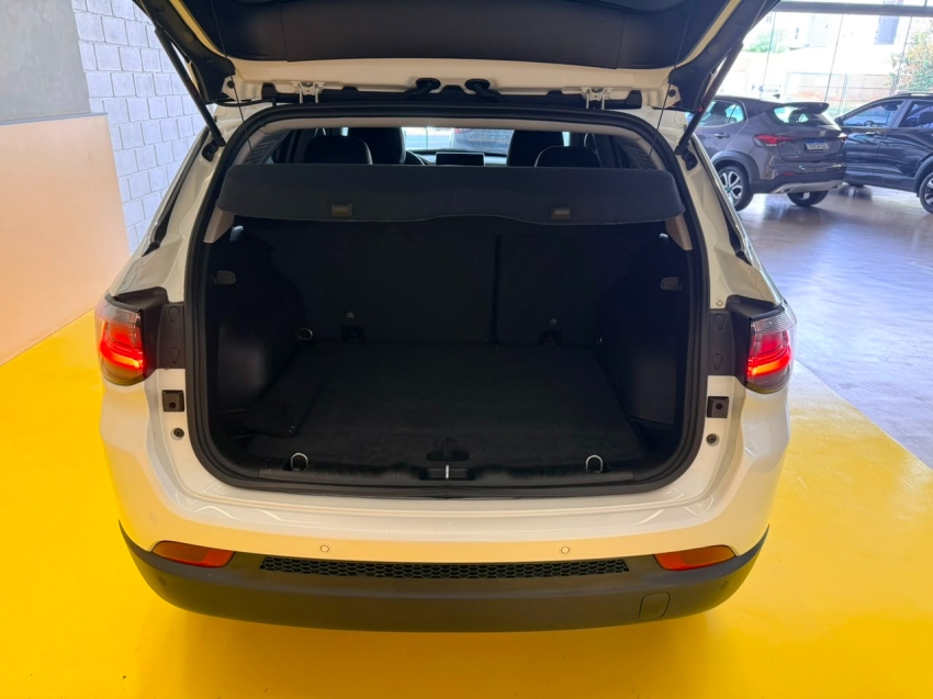 jeep compass 1.3 t270 turbo flex longitude at6 4p automatico 20237