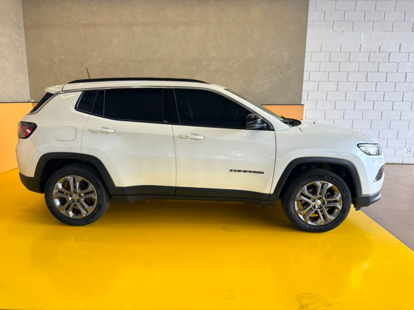 jeep compass 1.3 t270 turbo flex longitude at6 4p automatico 20233