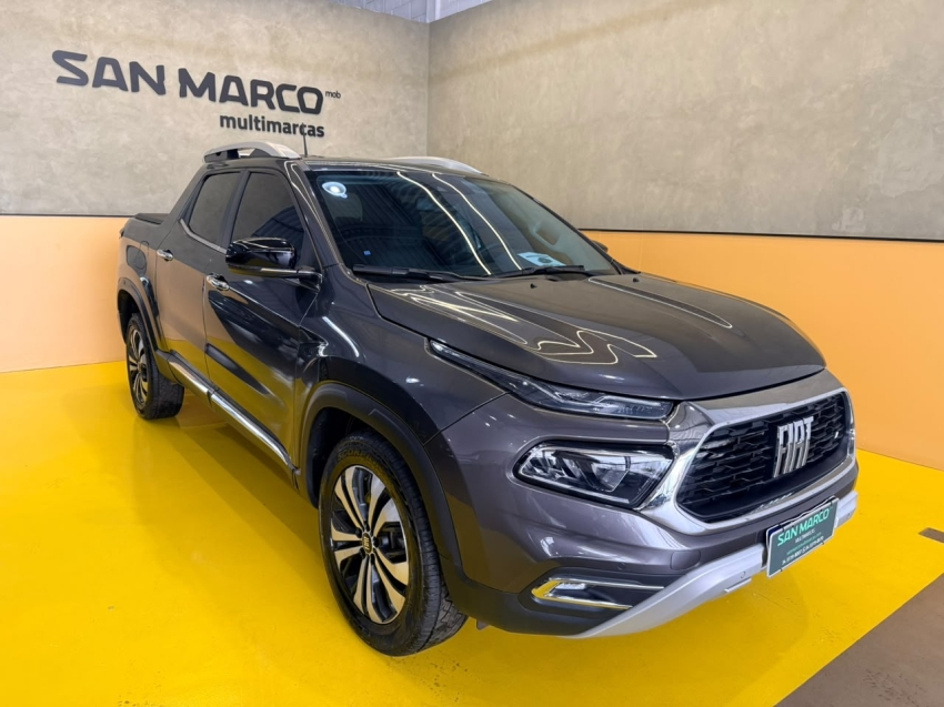 fiat toro 2.0 16v turbo diesel volcano 4wd at9 2.2 4p automatico 2025