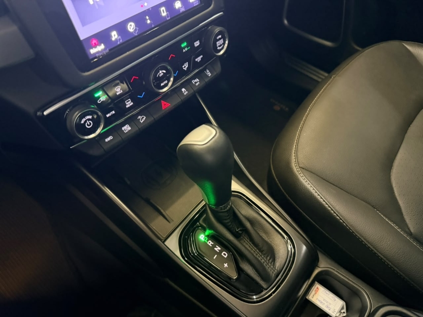 fiat toro 2.0 16v turbo diesel volcano 4wd at9 2.2 4p automatico 20259