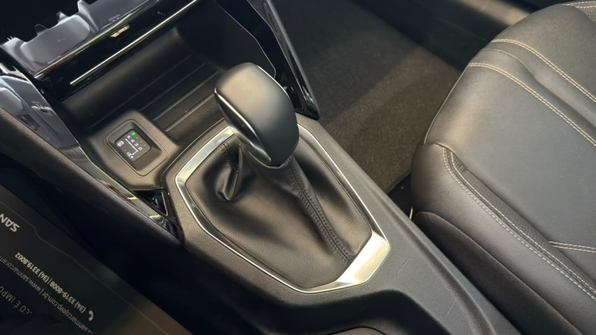 peugeot 208 1.0 turbo 200 flex griffe cvt 4p automatico 202412