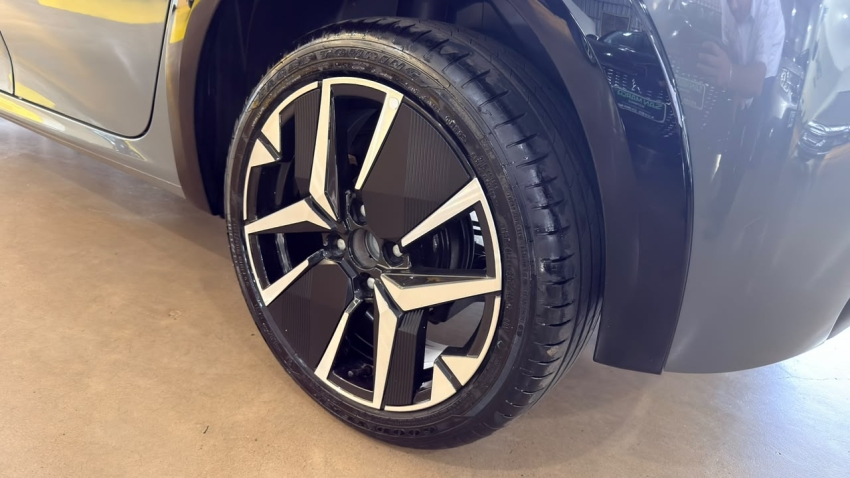 peugeot 208 1.0 turbo 200 hybrid gt cvt 1.2 hibrido 4p automatico 20261
