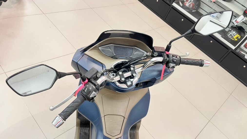 honda pcx 160 dlx abs 156 gasolina 1p automatico 2023